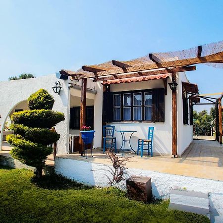 Villa Achilleas Nea Kallikrateia Bagian luar foto
