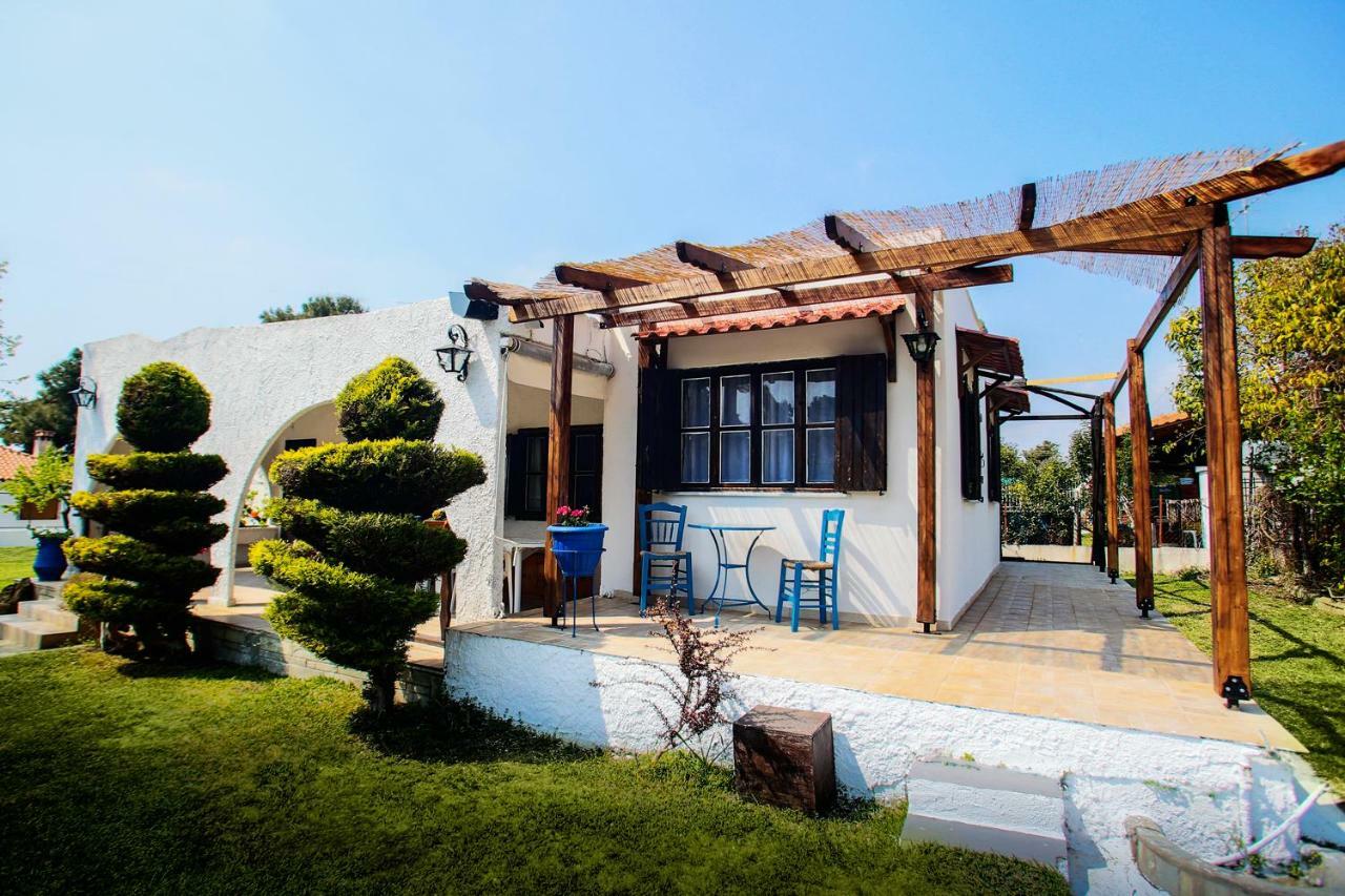 Villa Achilleas Nea Kallikrateia Bagian luar foto