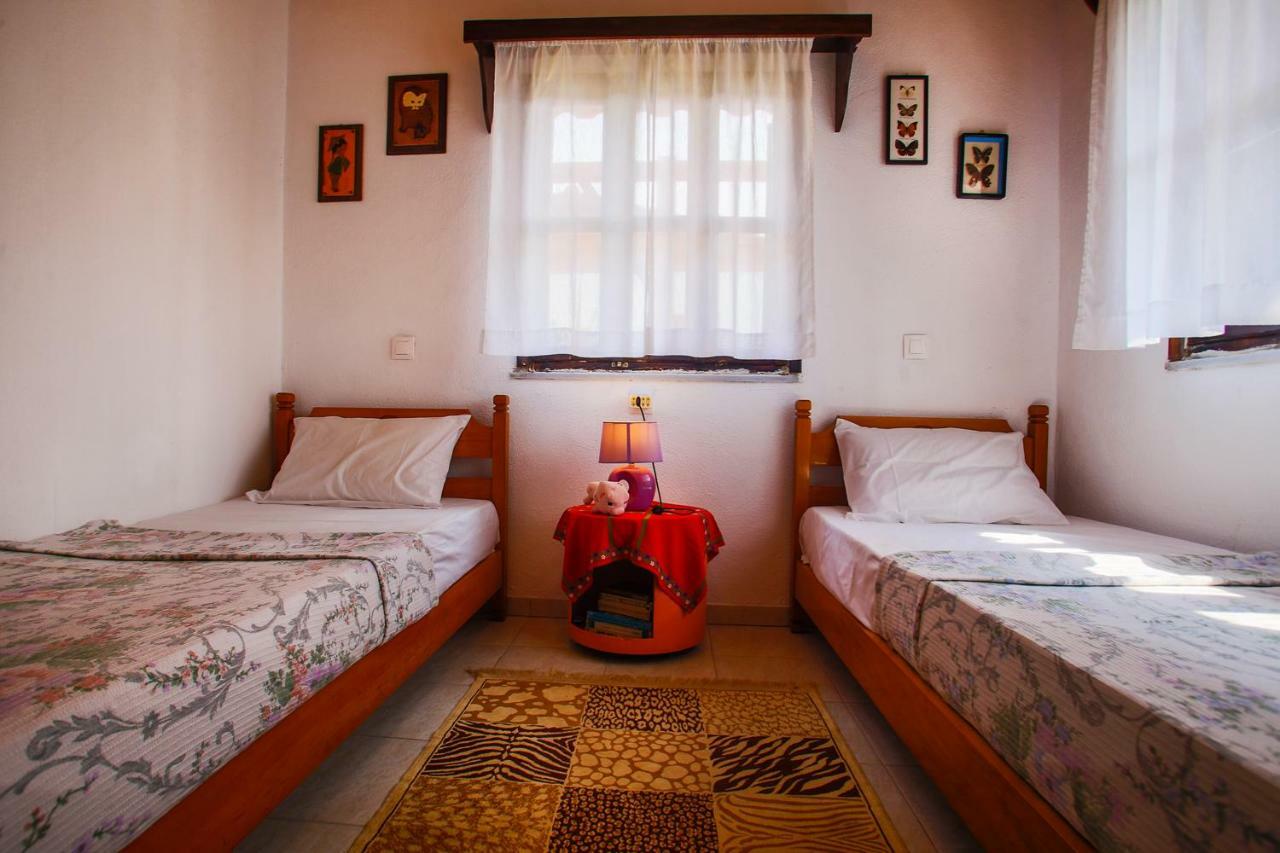 Villa Achilleas Nea Kallikrateia Bagian luar foto